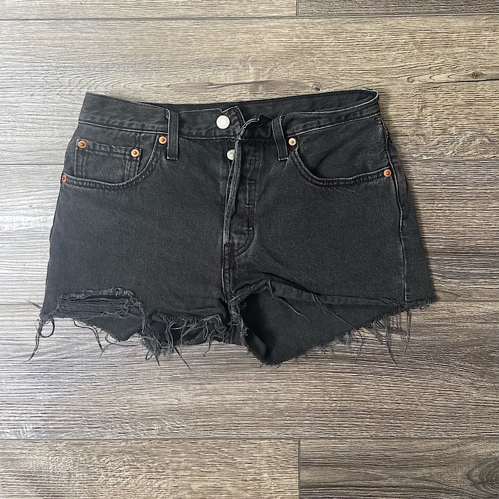 501 Vintage Levi’s Shorts- gently worn